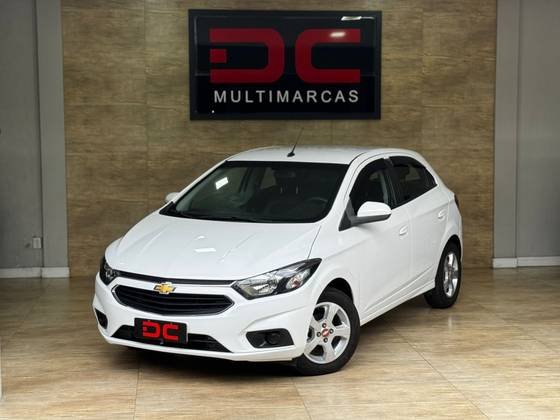 CHEVROLET ONIX 1.4 MPFI LT 8V FLEX 4P MANUAL CHEVROLET ONIX 1.4 MPFI LT 8V FLEX 4P MANUAL